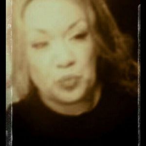 Meet your Posher, Kika